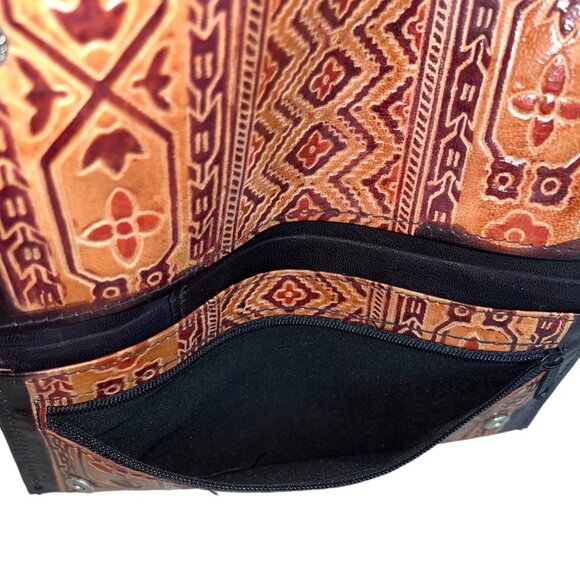 Vintage Unbranded Women's Brown & Black Tribal Ethnic Wallet Sz M - Picture 9 of 10